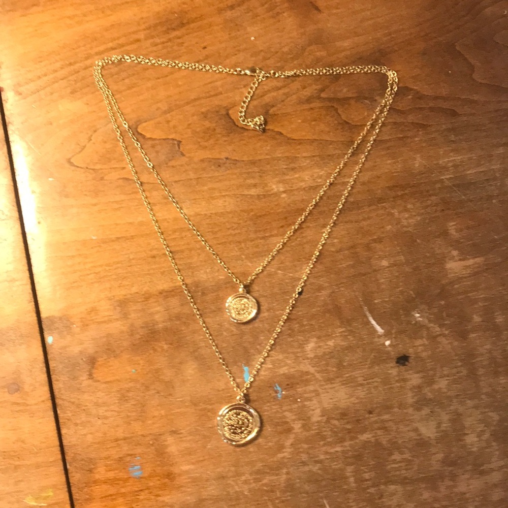 Cute layer gold necklace!